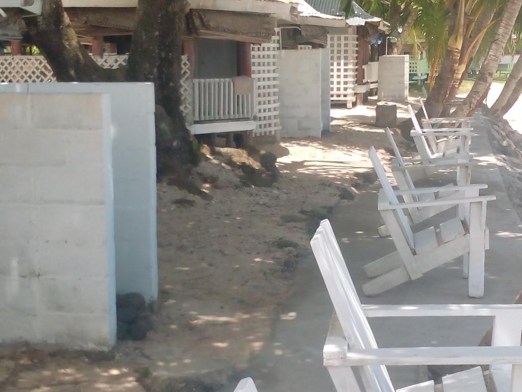 Vacations Beach Fale Hotel Manase Ngoại thất bức ảnh