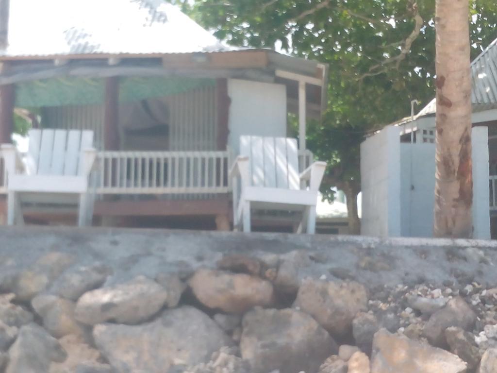 Vacations Beach Fale Hotel Manase Ngoại thất bức ảnh