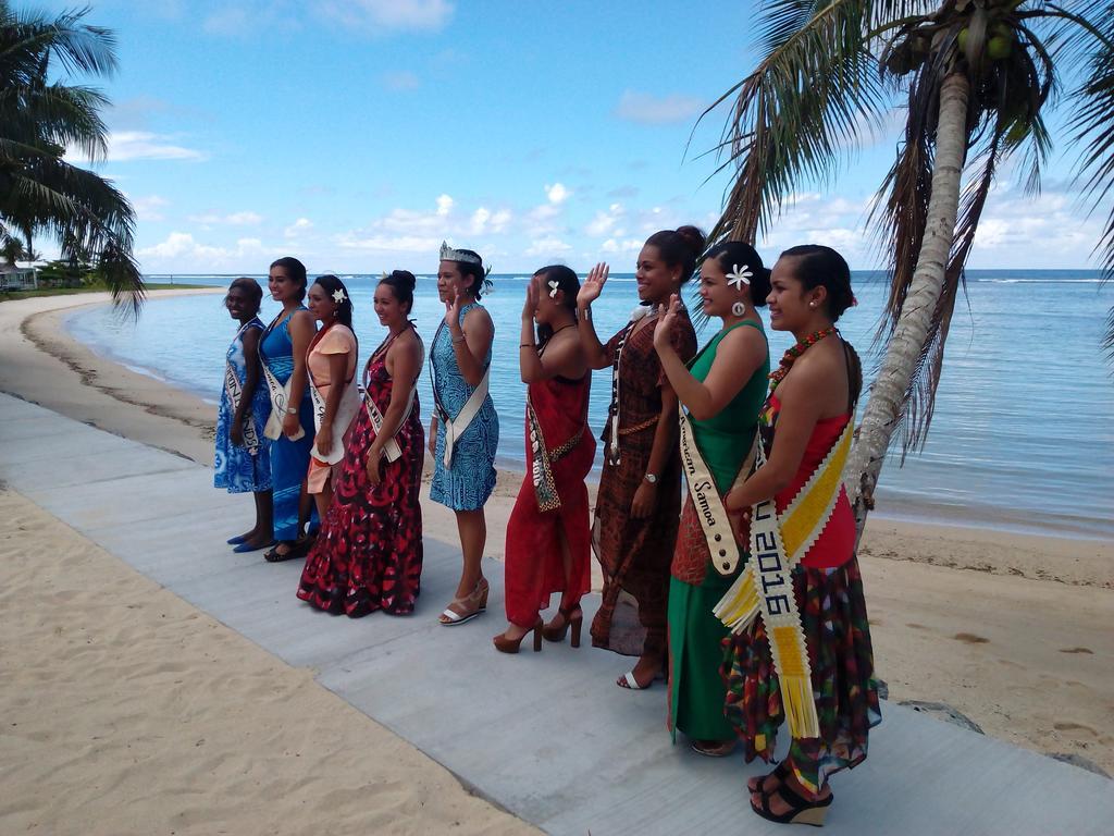 Vacations Beach Fale Hotel Manase Ngoại thất bức ảnh