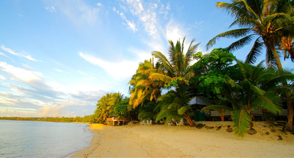 Vacations Beach Fale Hotel Manase Ngoại thất bức ảnh